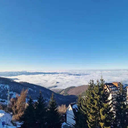 Skylux - Hill Daire *