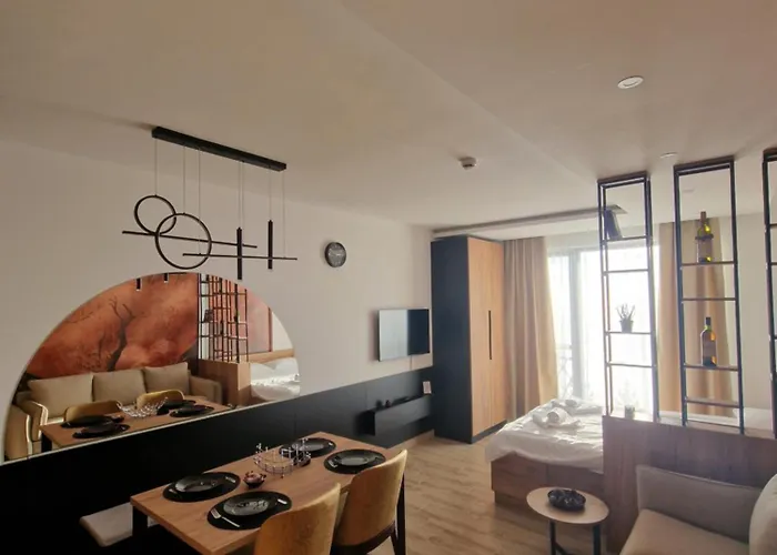 Skylux - Hill 아파트